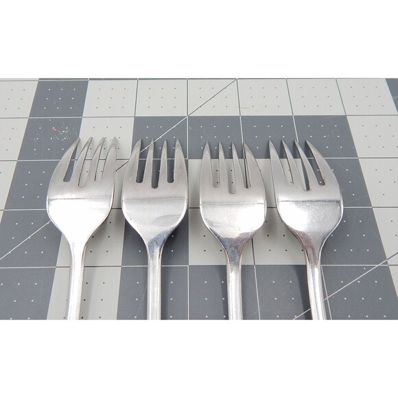 Supreme Cutlery by Towle Chestnut Hill Dessert Salad Fork Stainless Japan L/4 F - Picture 5 of 9